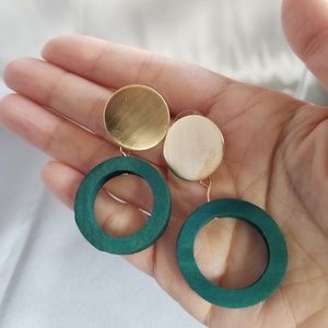 Brand new hi low dangling earrings